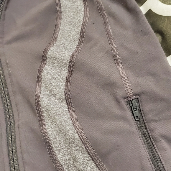 Lululemon Jacket - Picture 7 of 7